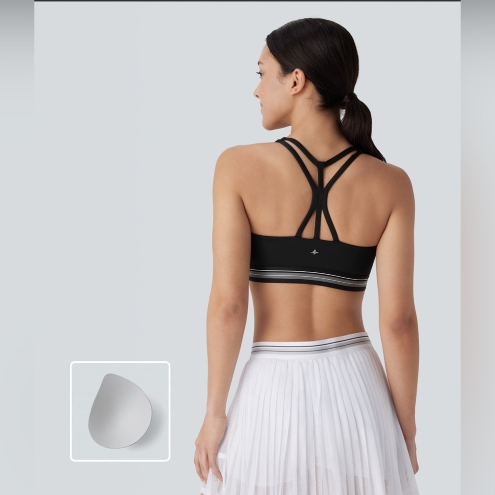 Halara Medium Support U Neck Backless Color Block Cool Touch Sports Bra medium